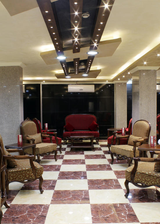 Aparthotel Nahas Plaza Irbid Esterno foto